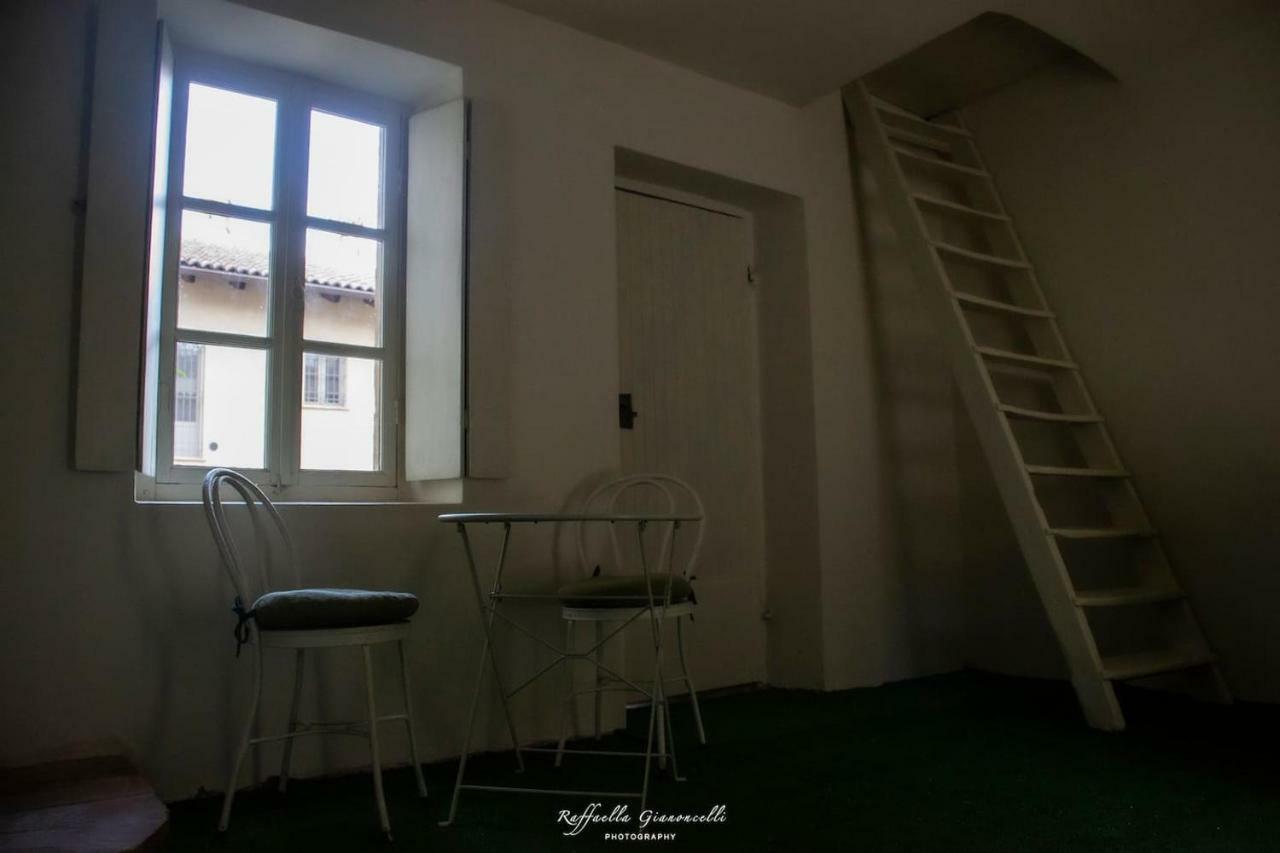 Lunesco Alloggio Divino, Chambre D'Amis 루 외부 사진